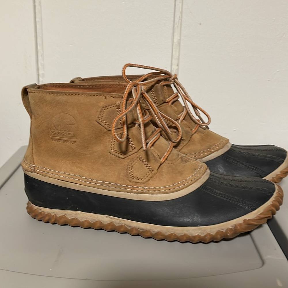 Sorel women’s booties